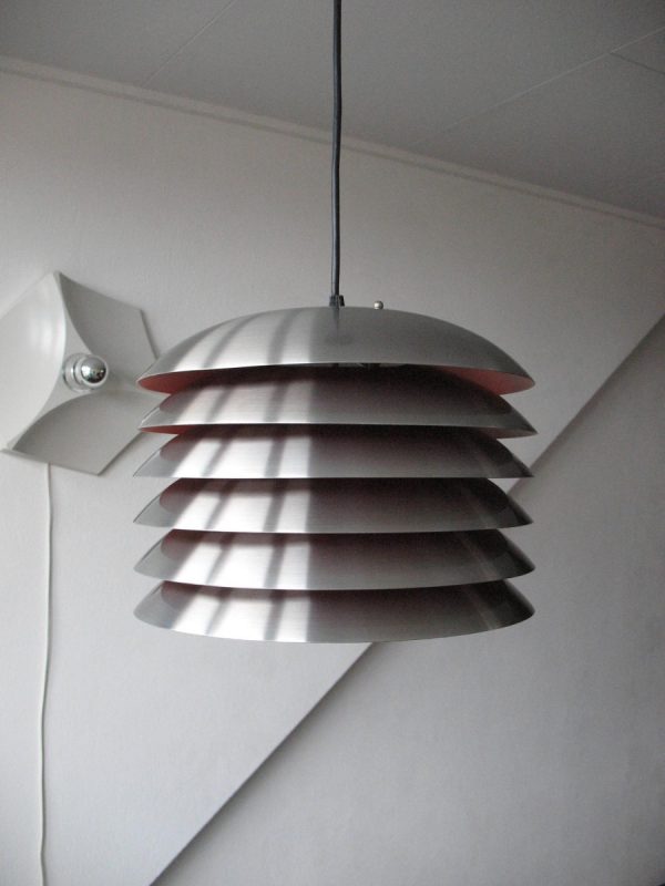 Stainless metal pendant light