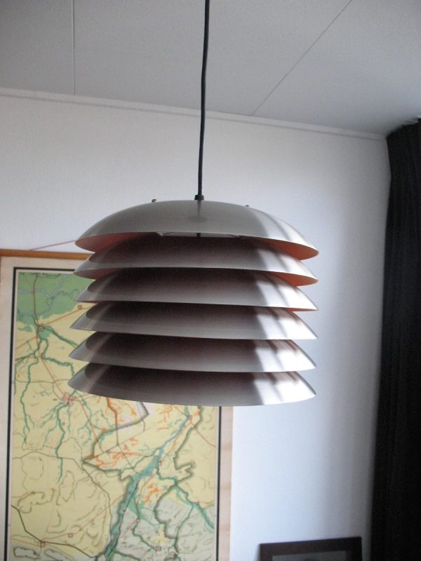 Stainless metal pendant light - Image 11