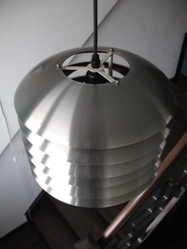 Stainless metal pendant light - Image 5