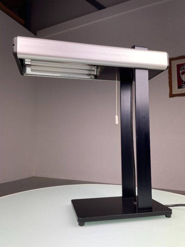 Modern-vintage-design-desk-lamp-Jan_Ake_Hallen-Parabolux-light-1970s-xl-table-lighting-echtvintage-echt-