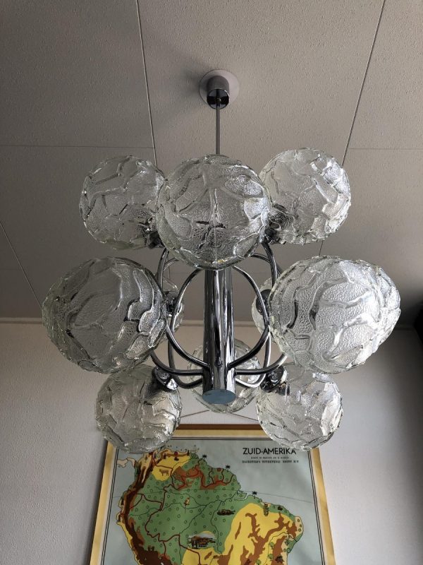 Impressive Chandelier Light - Image 7