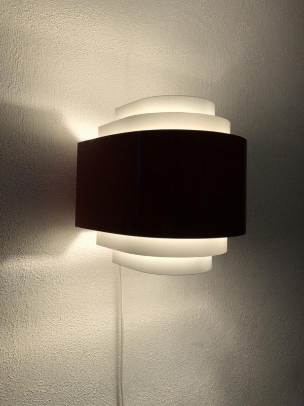 Svera Space Age Wall Light - Red - Image 6