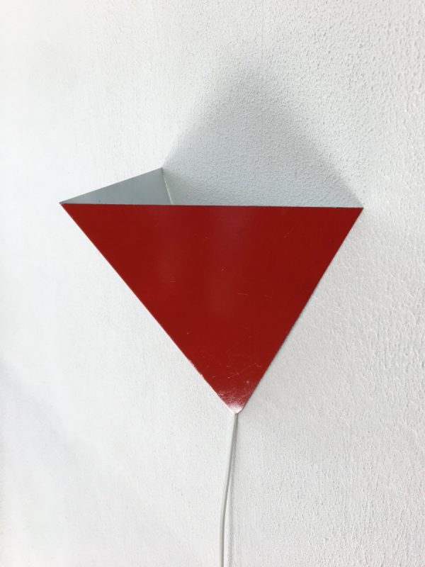 Minimalistic ANVIA Triangle Metal Wall Light - Image 7