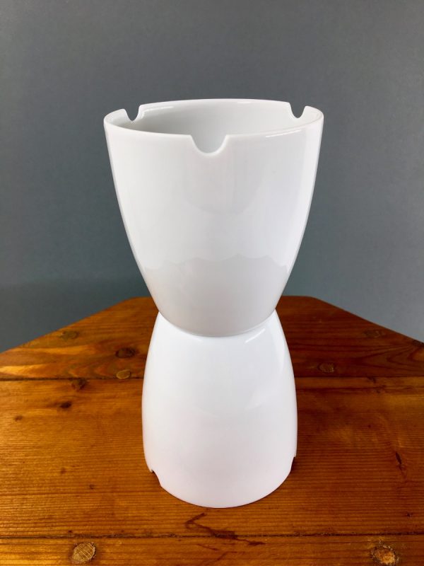 Symmetrical Porcelain Light - Image 3