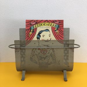 Metal Magazine Holder Pilastro Style