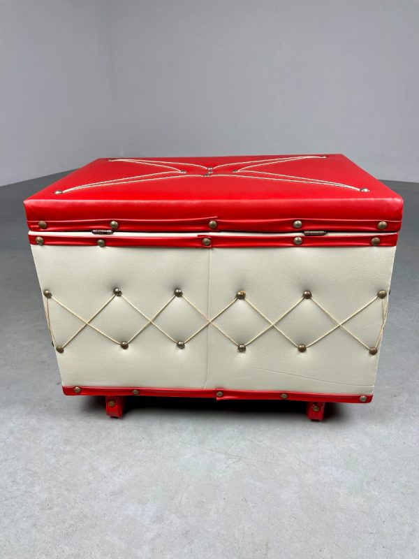 Vintage storage box - Skai leather trunk from the 60's / 70's - retro sewing Box echtvintage