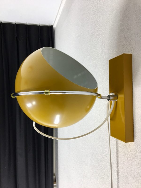 GePo wall lamp - metal - Dutch 70's design Space Age light