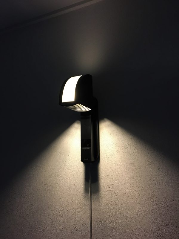 Philips QWG151 wall light - rare modern 80's lamp - Harvard Dutch design