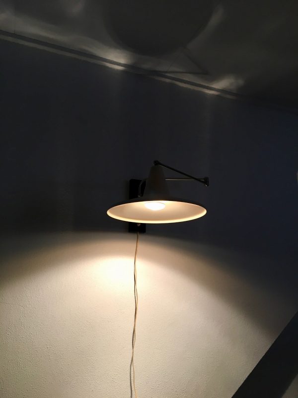 Vintage wall light - Modern Mid Century lamp - Dutch Design - witch's hat- swivel arm