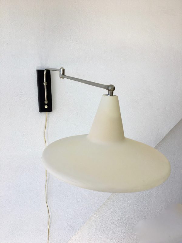 Vintage wall light - Modern Mid Century lamp - Dutch Design - witch's hat- swivel arm