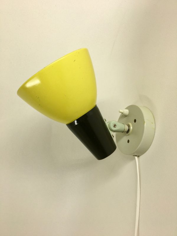 50's wall light - rare yellow Philips lamp - Louis Kalff