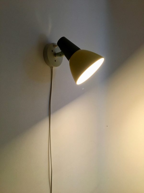 50's wall light - rare yellow Philips lamp - Louis Kalff