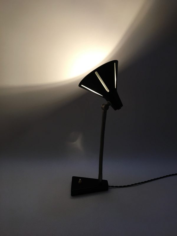 Hala Zeist no. 20 Solar series lamp - Zonneserie 50's - Dutch design - vintage Aluminium desk light