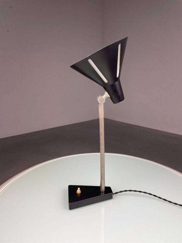 Hala Zeist no. 20 Solar series lamp - Zonneserie 50's - Dutch design - echt vintage Aluminium desk light echtvintage
