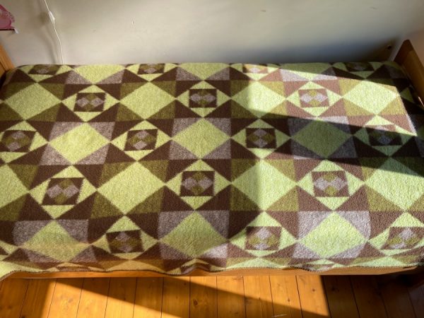 Vintage Dralon Acrylic plaid - Retro blanket 70's