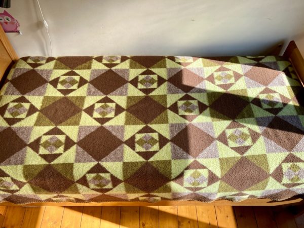 Vintage Dralon Acrylic plaid - Retro blanket 70's