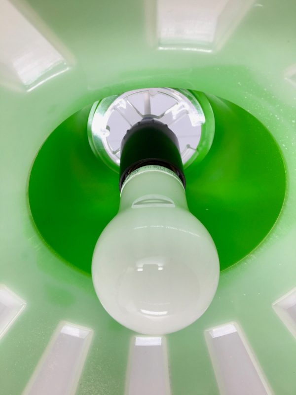 Massive space age hanging lamp - Image 6