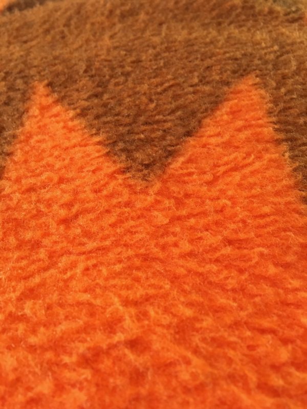 Large Real dralon blanket - Image 9
