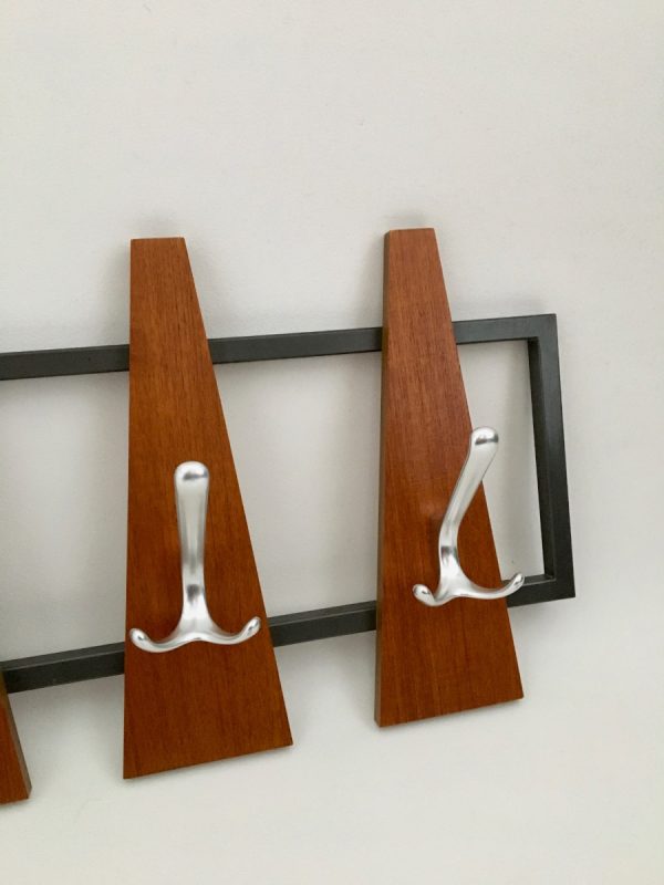 Vintage 70s coat rack with 10 hooks - retro Dutch design - wood metal Aluminium echt