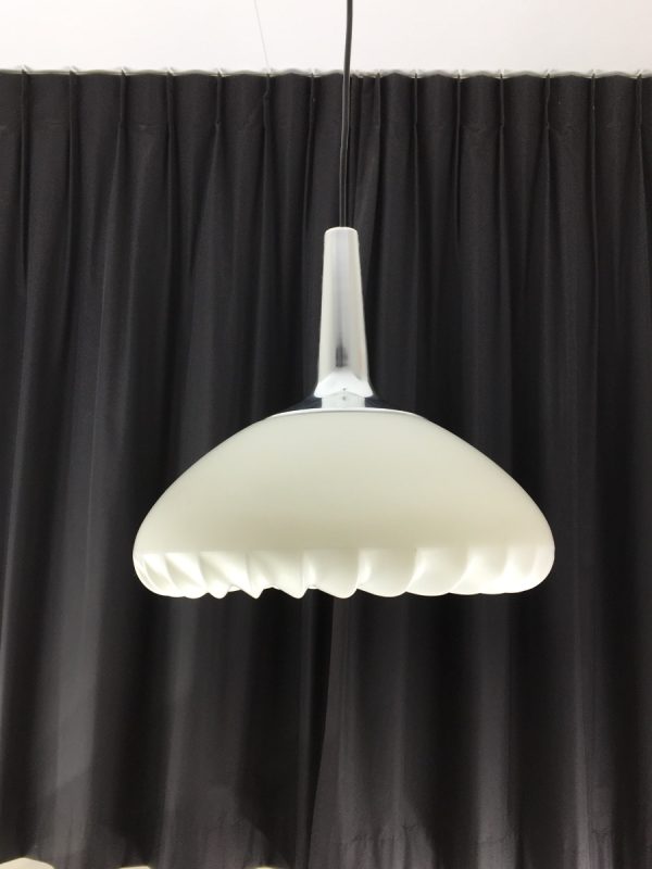 Peill + Putzler pendant lamp - 60s vintage opal glass Aluminium light