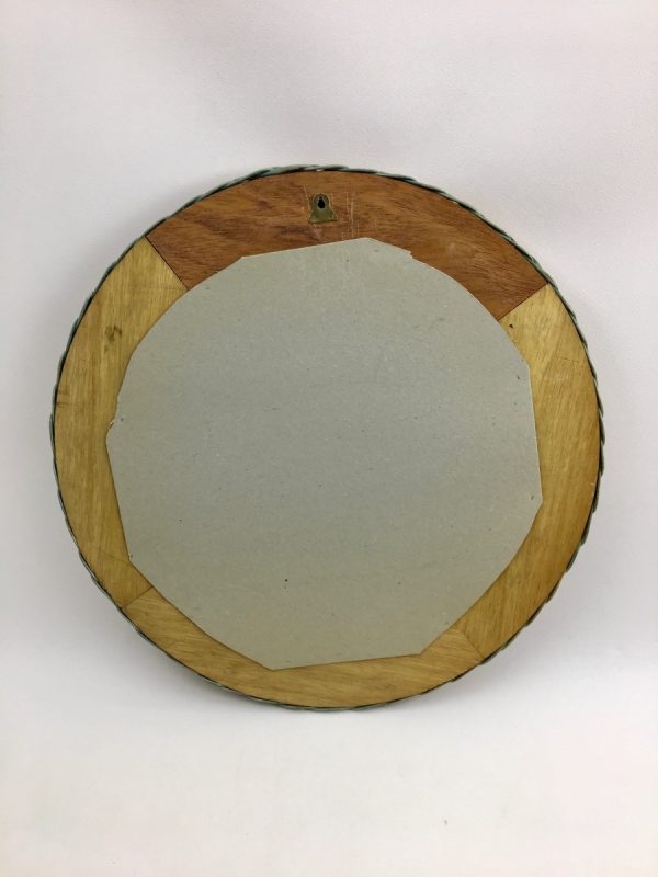 Rattan-vintage-round-mirror-Wicker-woven-frame-Boho-decor-Retro-rotan-MidCentury-echtvintage-echt-
