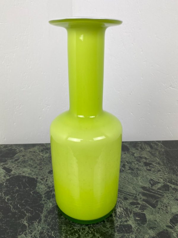 Green opaline glas vase - Holmegaard - Otto Brauer - Denmark - 1960 - vintage design icon