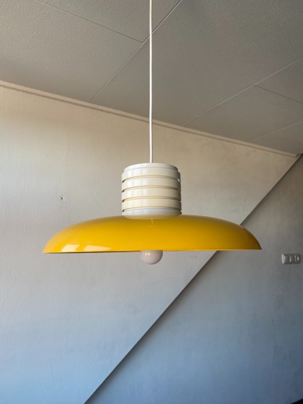 Vintage space age plastic hanging lamp - HALA Zeist - 70s pop art - Yellow Skandinavian light echtvintage echt