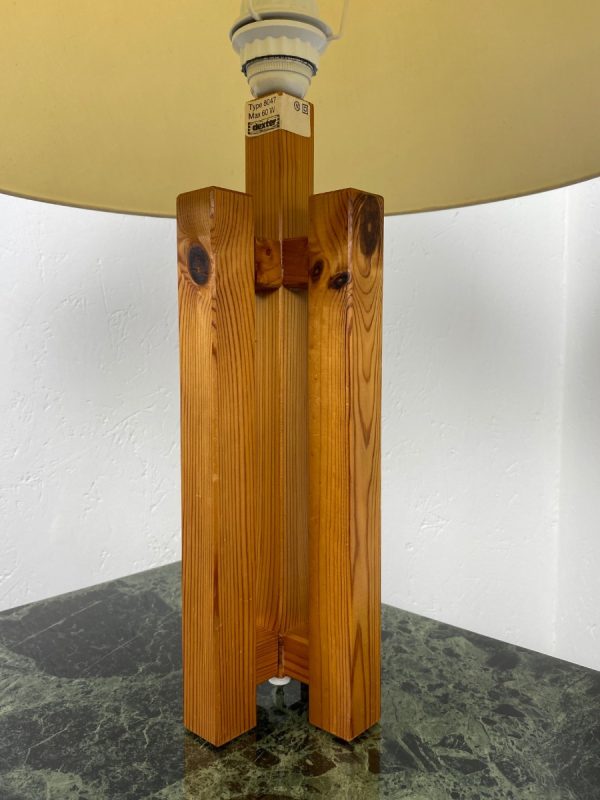 Scandinavian wood design desk lamp - Image 6