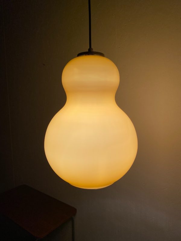 echt Vintage glass pendent light - Hemi Sweden - Type 550 - rare Scandinavian 60s peanut hanglamp - opaline glas echtvintage