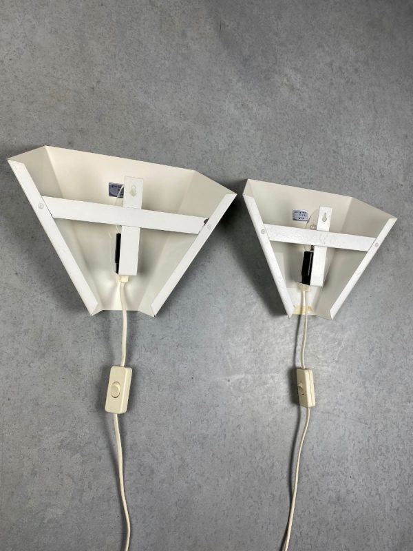 echt Vintage metal wall light set - white 70s modern geometric lamp - 1970s W.L.P. lighting echtvintage