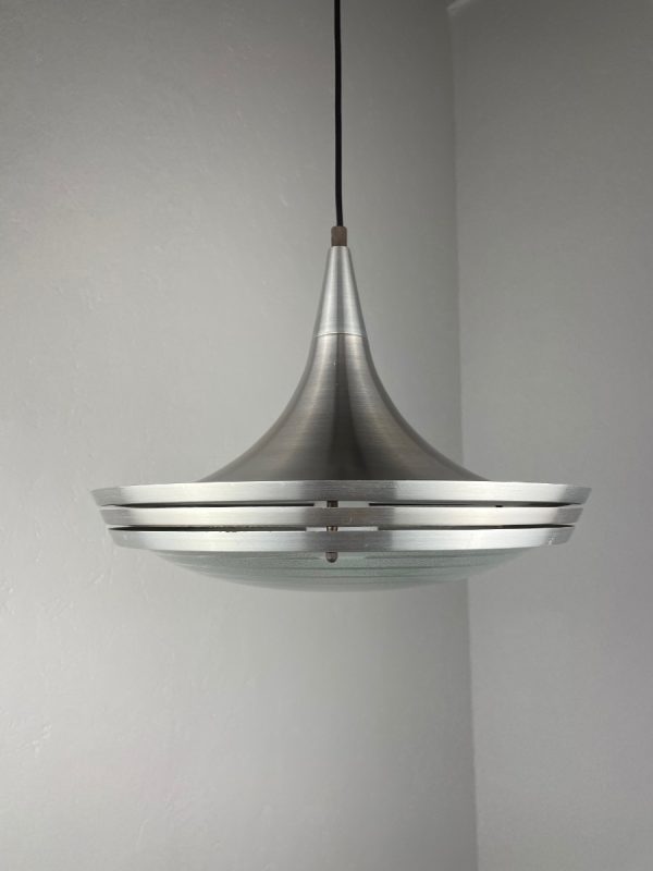 echt Vintage Lakro pendent lamp - glass Aluminium - 1970's Dutch design hanging lamp - rare space age witch hat echtvintage