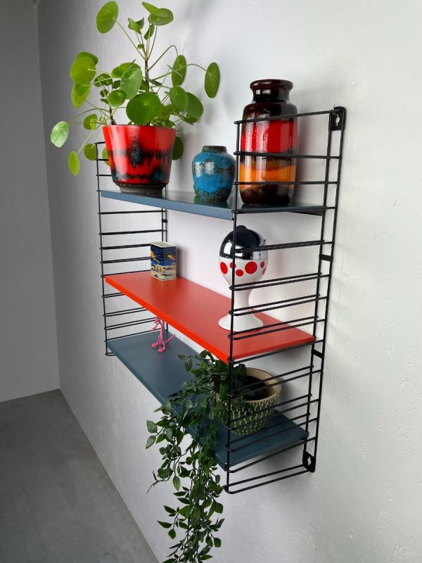 Vintage Tomado metal wall rack - original 60s / 70s design shelf - industrial modern Dutch mancave bookshelf echtvintage echt