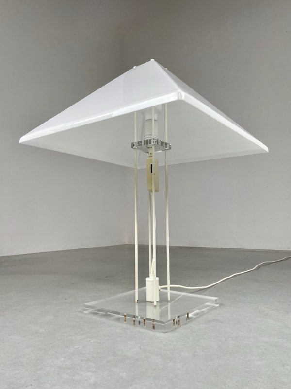 Echt Vintage Harco Loor XXL desk lamp - big 1980s modern Acrylic table light - Dutch minimalistic square plastic lighting echtvintage