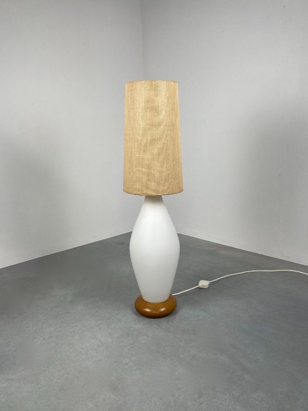 Large white opaline glass floor lamp - 70s big vintage light with lamp in glass base echtvintage maastricht