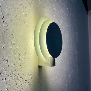 vintage echtVintage 1980s Lumiance Planeta / Circo wall lamp - modern Dutch design round 80s light - Hiemstra lighting