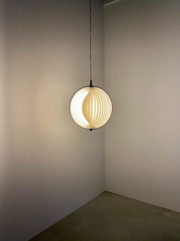 echtVintage moon hanging lamp - 90s pendent light by Massive - modern - Verner Panton style vintage