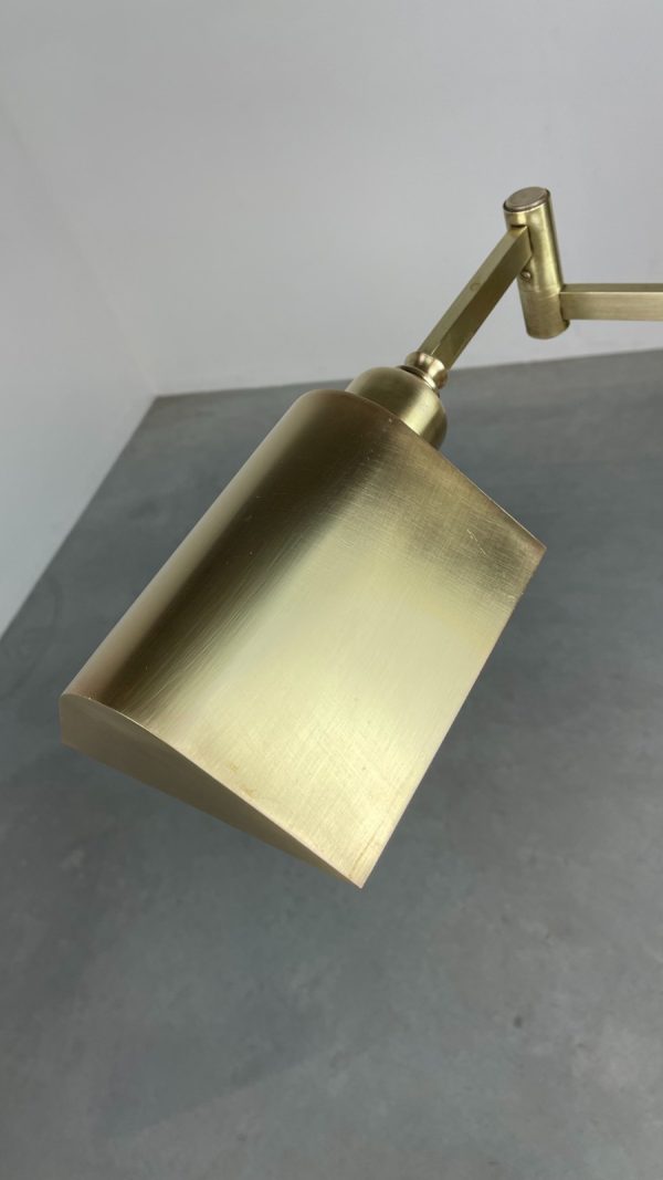 Vintage brass floor lamp - 1970s classic metal design light - Florian Schulz - non ferro lighting - reading lamp echtvintage real