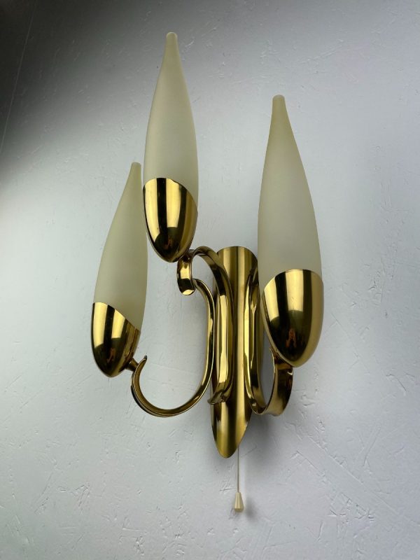 Hollywood Regency wall light - vintage 1960s brass lamp - metal glass 3light echtvintage echt real