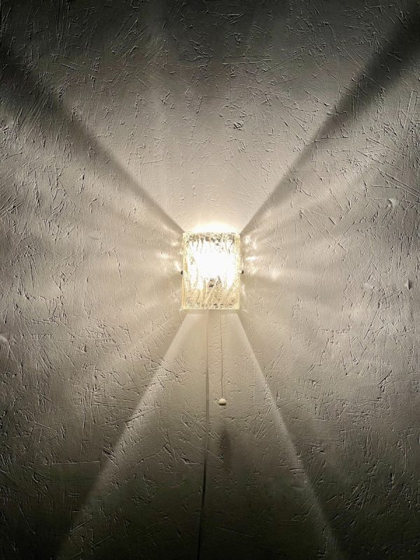 Vintage glass wall lamp - 1970s Kalmar light - 70s Austria lighting - drawstring echtvintage echt