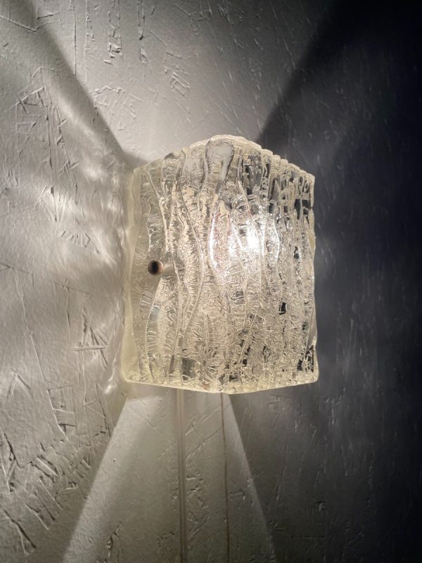 Vintage glass wall lamp - 1970s Kalmar light - 70s Austria lighting - drawstring echtvintage echt