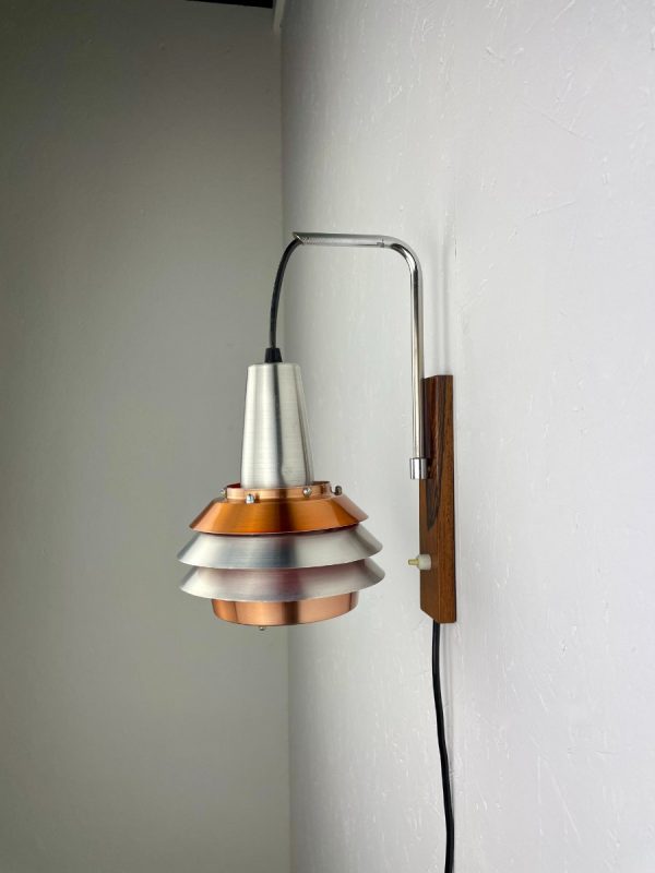 Scandinavian fishing rod light by Lakro Amstelveen - vintage 1960s Dutch design wall lamp - metal space age lighting echtvintage echt