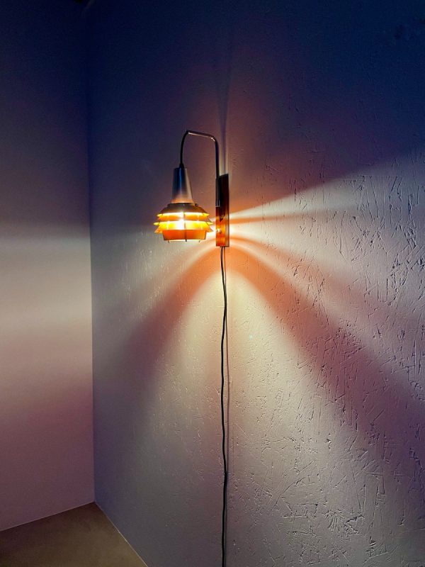 Scandinavian fishing rod light by Lakro Amstelveen - vintage 1960s Dutch design wall lamp - metal space age lighting echtvintage echt