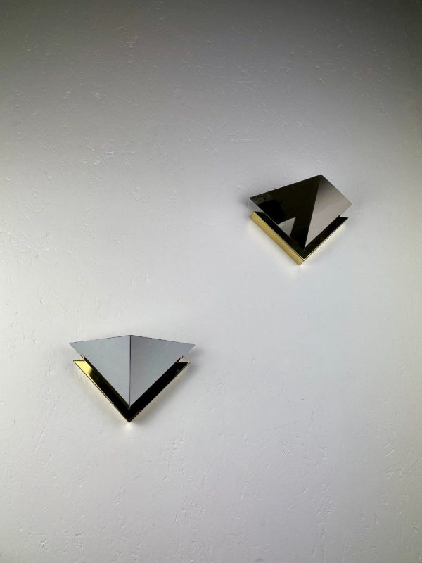 Space age brass metal wall lights - Kalmar Hillebrand lamp set - modern triangle mirror halogen lighting echtvintage echt vintage