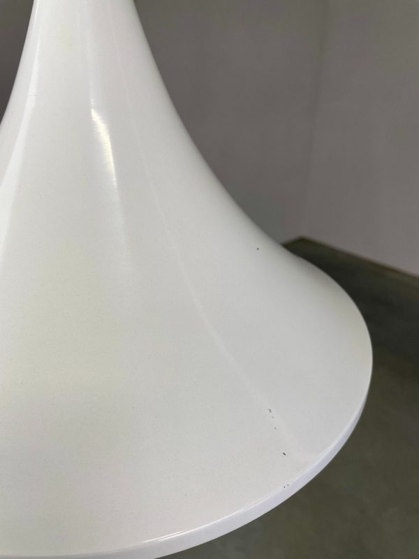 Vintage Hala Zeist trumpet floorlamp -1970s metal light - Dutch design - Hala Zeist Aluminium lighting - mid century white XL echtvintage echt