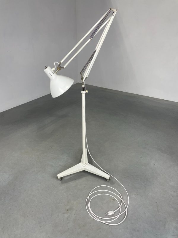 Hala Zeist industrial workshop floor lamp by H. Busquet - vintage 1960s Dutch design lighting - adjustable mobile echtvintage